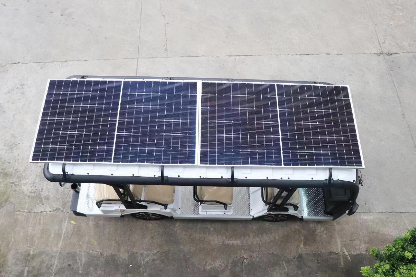 太陽能電動(dòng)觀光車、光伏電動(dòng)觀光車