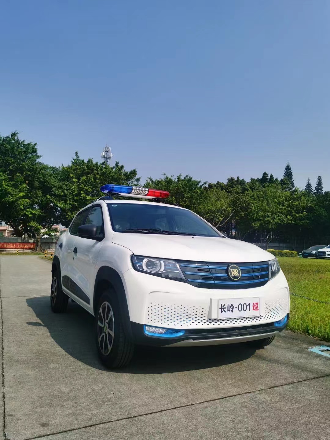 東風5座封閉電動巡邏車（質(zhì)保叁年）